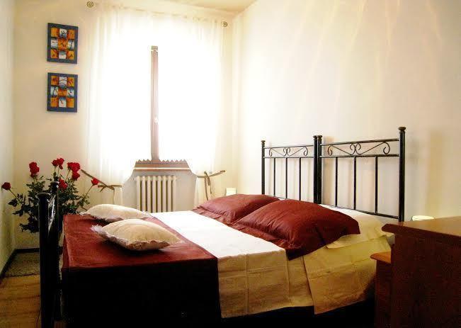 Bed And Breakfast Due Leoni Торрі-дель-Бенако Номер фото